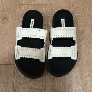 BRAND NEW! REIKE NEN Turnover White Mold Slippers, Womens Size EU-36 White/Black